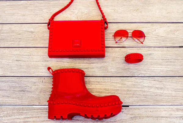 Valentine’s Day Style with Carmen Sol Jelly Accessories