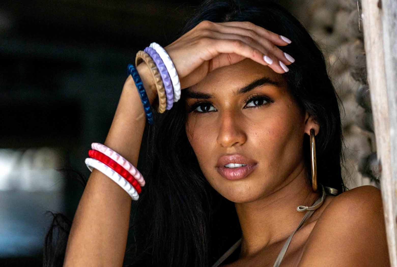 Hoop earrings, jelly bracelets, jel bracelets for women