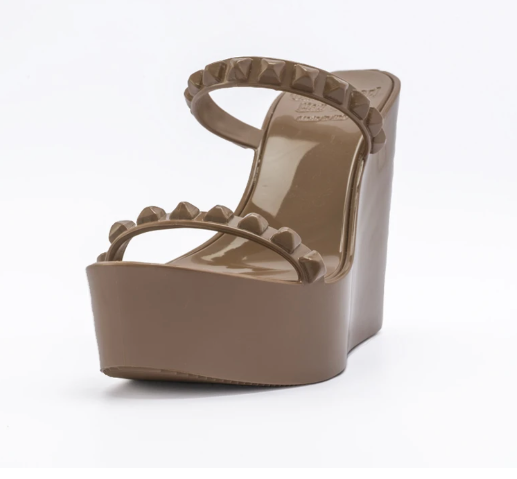 Carmen Sol brown jelly heels which are anti slippery on sale