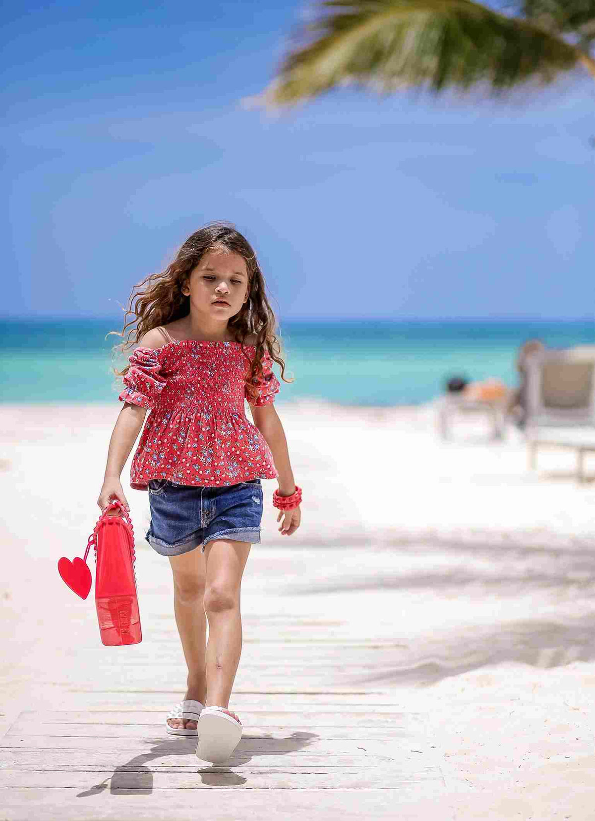 Beach look attractive jelly red mini tote bags for kids, white kids slides, summer sandals with Jelly bracelet.