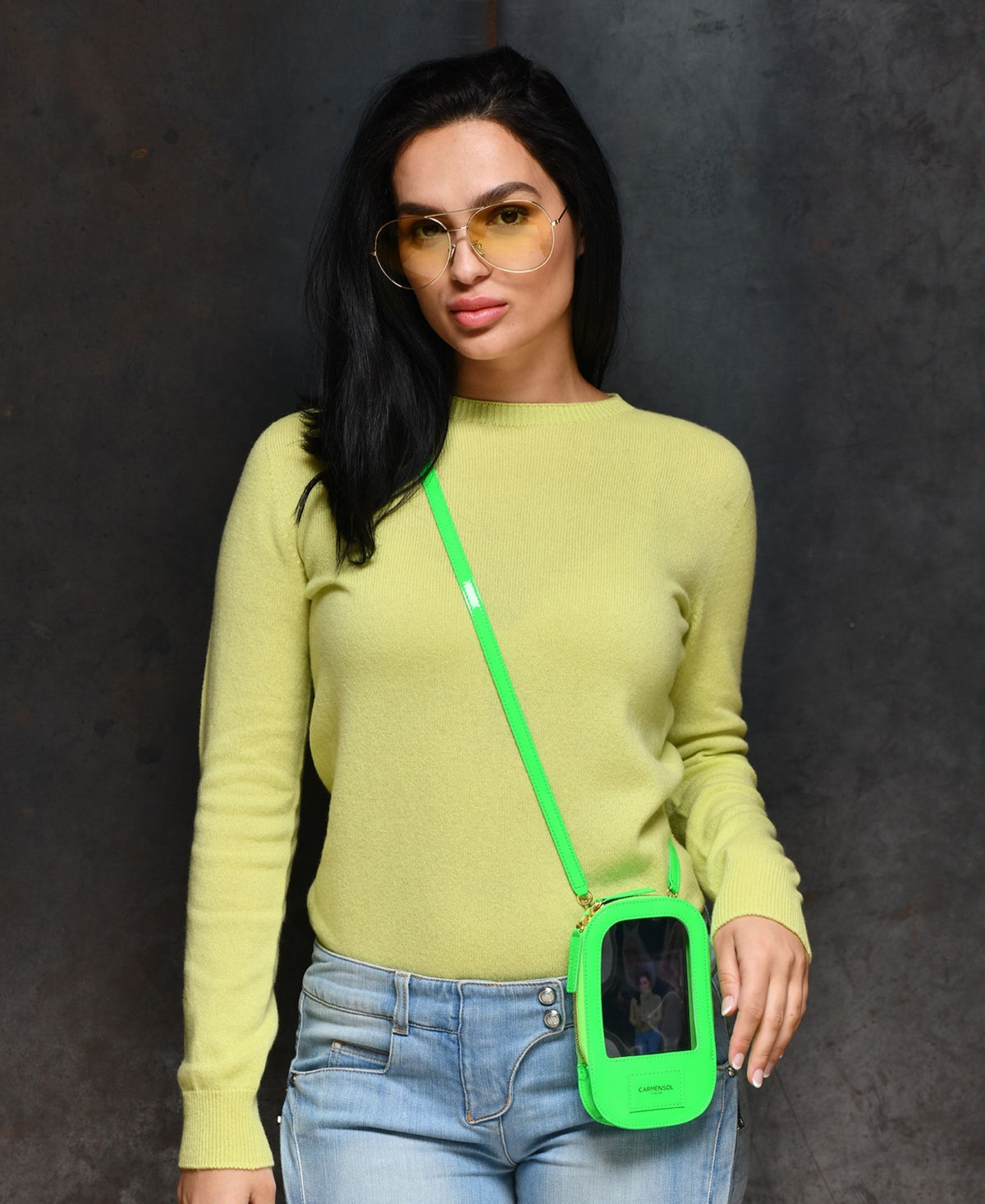 Gio Smartphone Holder