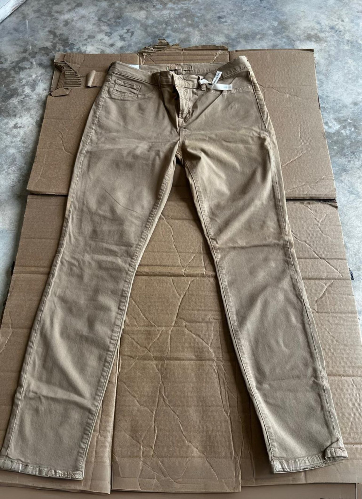 J Brand Mid Rise Skinny Jeans size 31, 32 - Second Chance