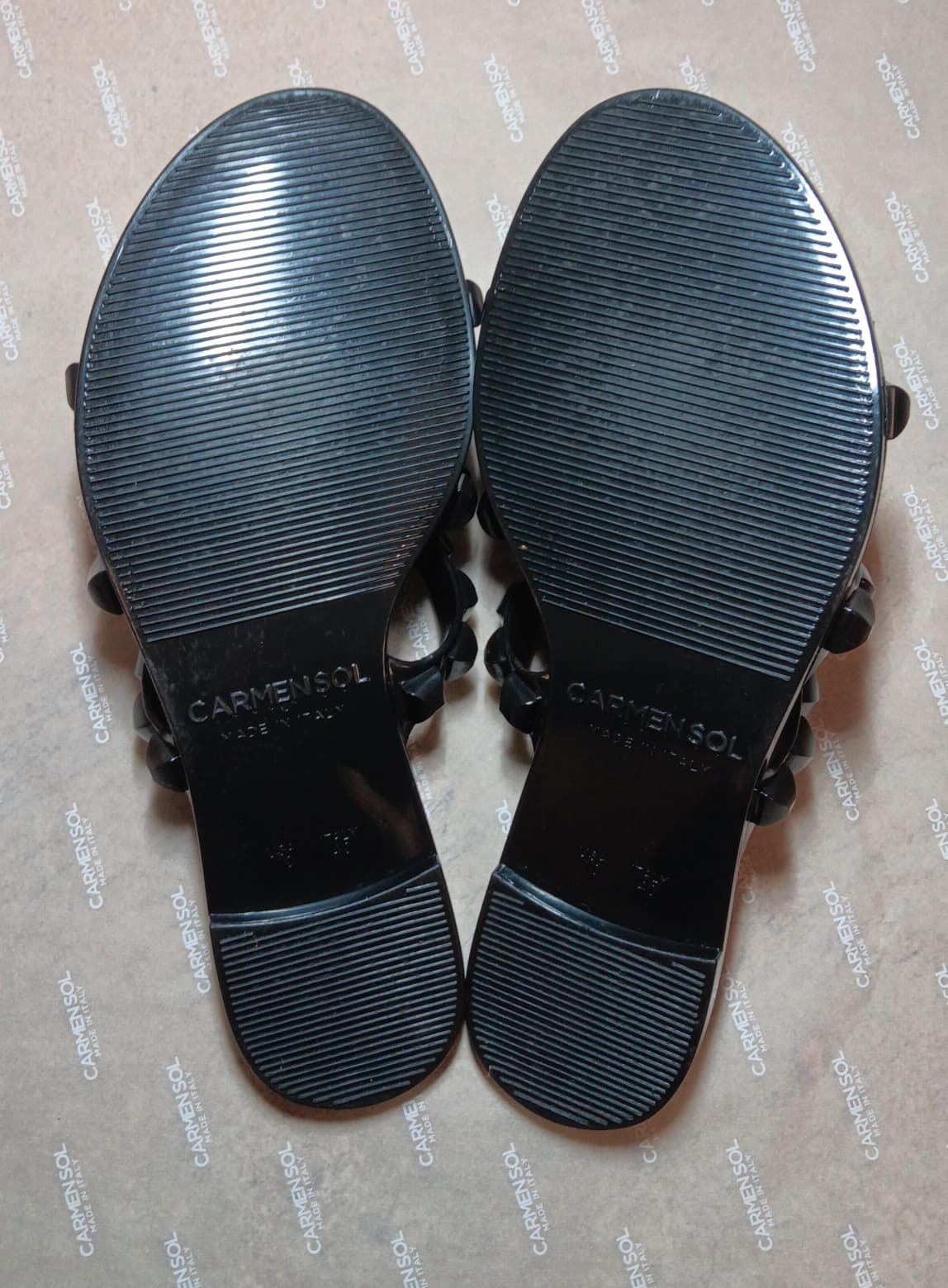 Maria 3 Strap Flat Jelly Sandals - Second Chance