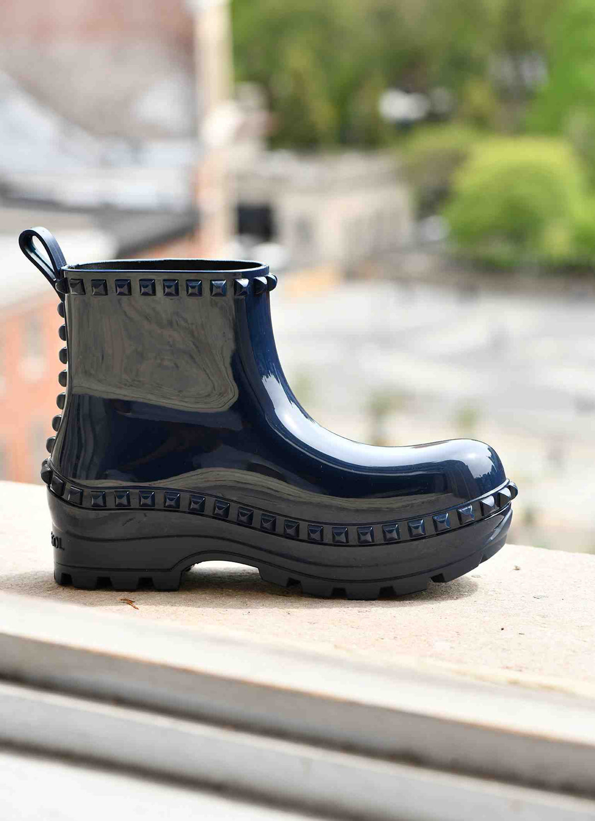 Studded Graziano boots for women in color navy blue
