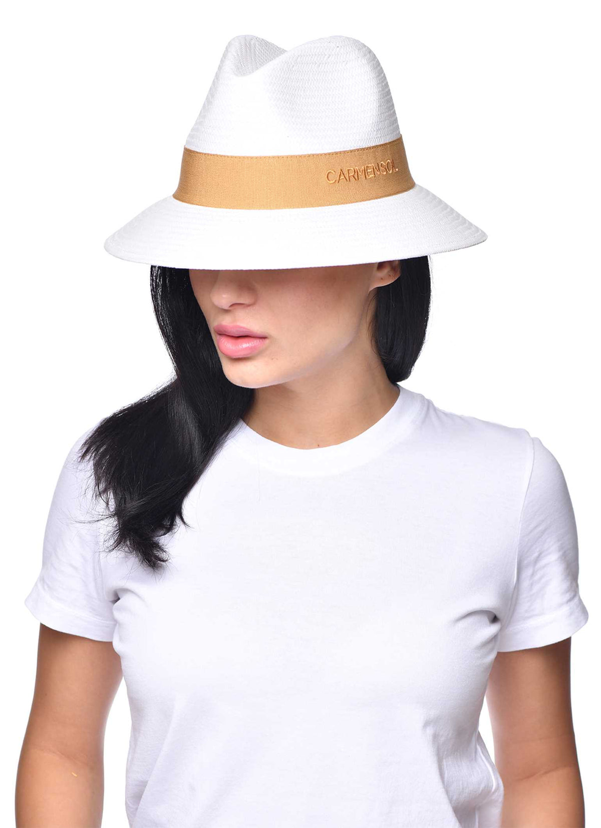 Women wearing Dolores 2 packable fedora hat in color nude