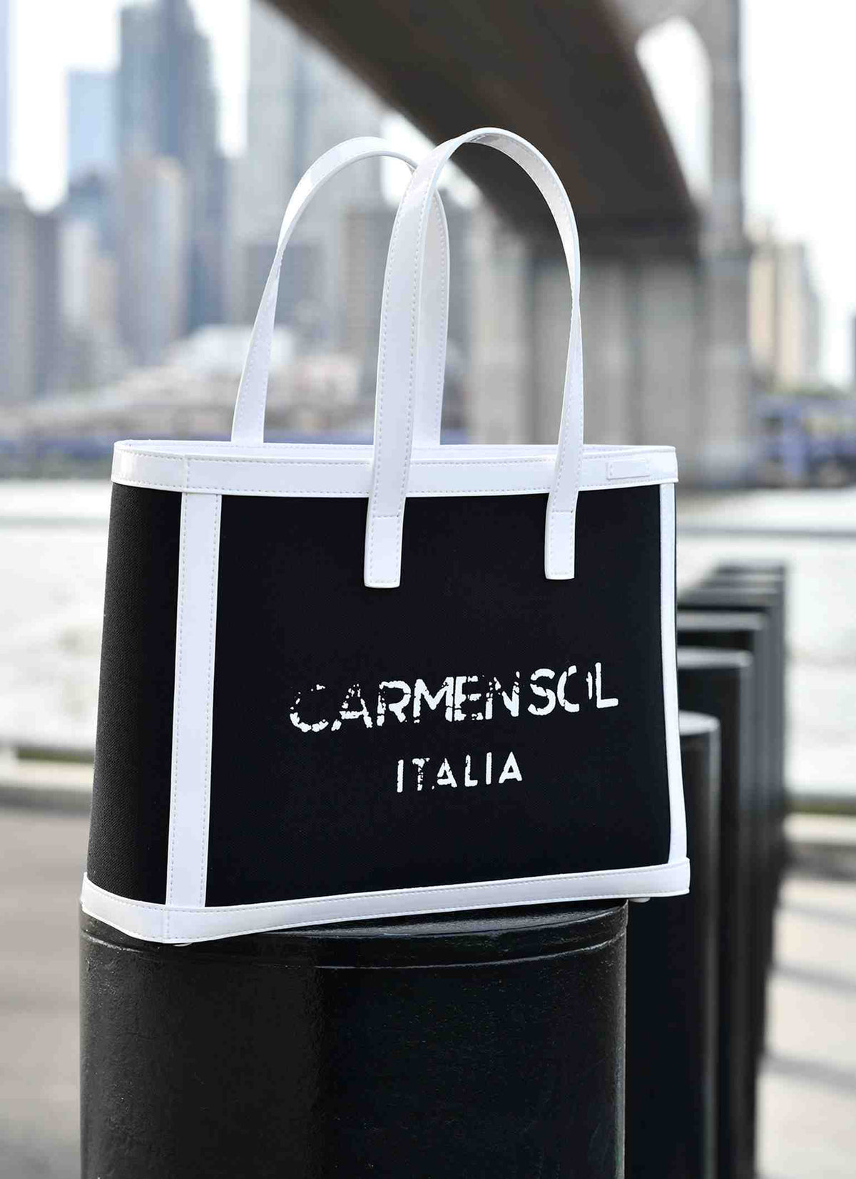 Carmen Sol vegan Venezia beach bags for women in white