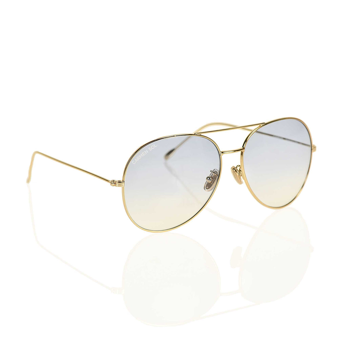 Perfect gift for men for Christmas sunglasses in color gold and lenses in gradient gold